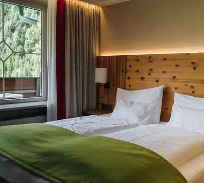 Suite Gilfert mit Zirbenholzakzenten und Balkon 