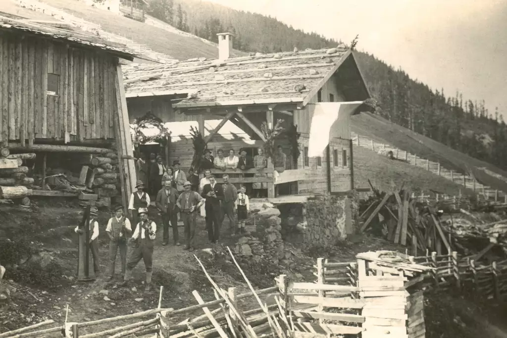 Blick in die Vergangenheit des Hotels ©Berghotel Hochfügen