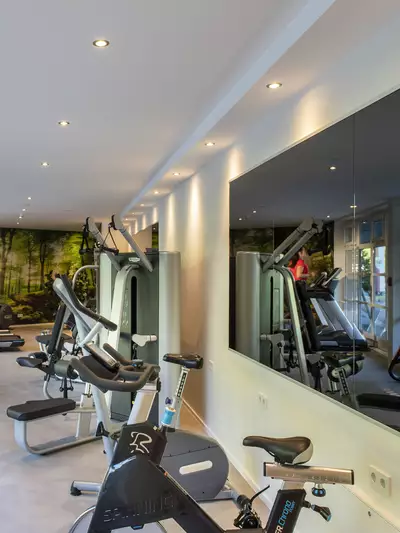 Fitnessraum Berghotel Hochfügen mit Cardio Geräten
