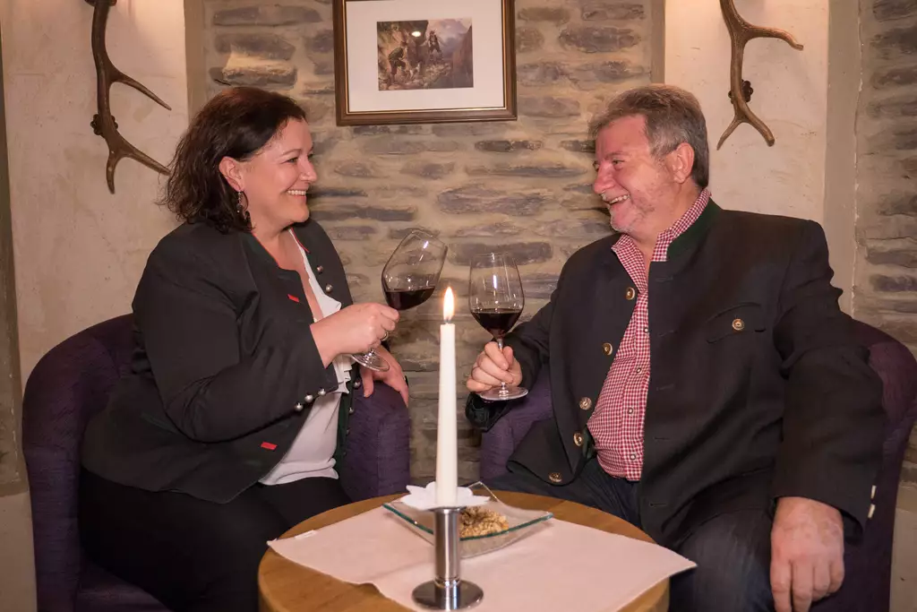 Ihre Gastgeber Isabella & Ernst Erlebach ©Berghotel Hochfügen