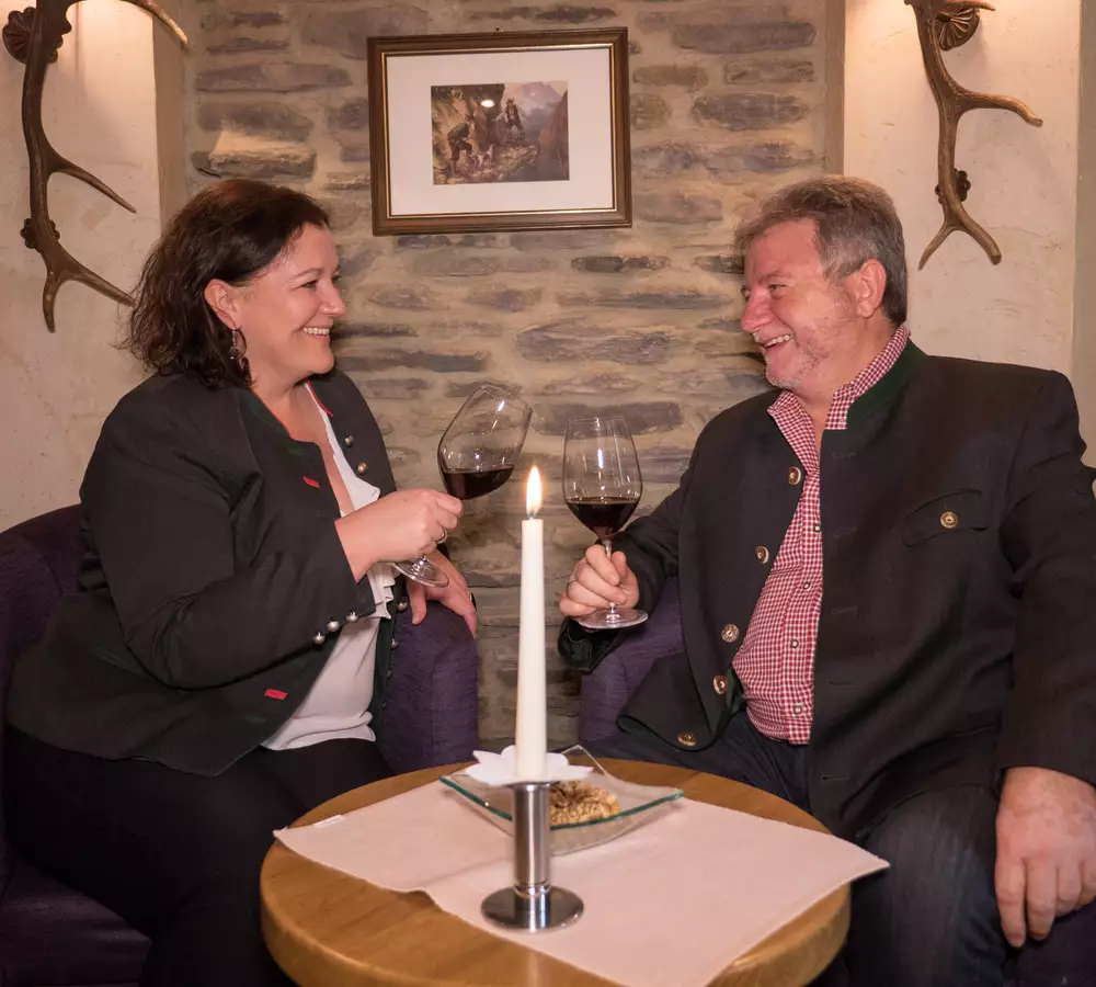 Ihre Gastgeber Isabella & Ernst Erlebach ©Berghotel Hochfügen